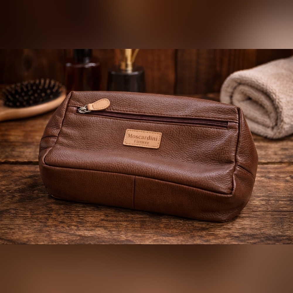 Moscardini Firenze Italy Leather Cosmetic Bag Color Brown